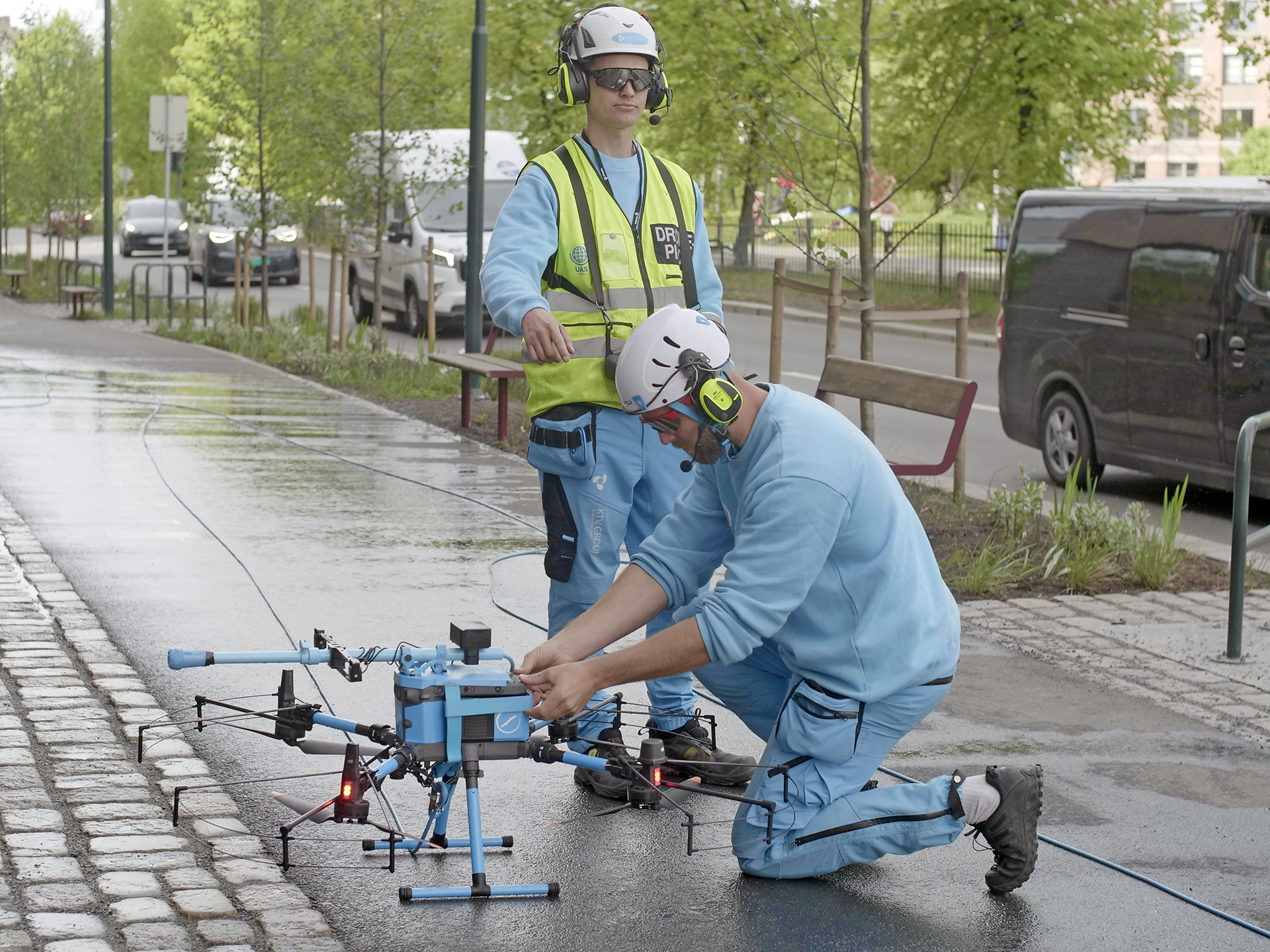 Drone cleaning safety | KTV Working Drone