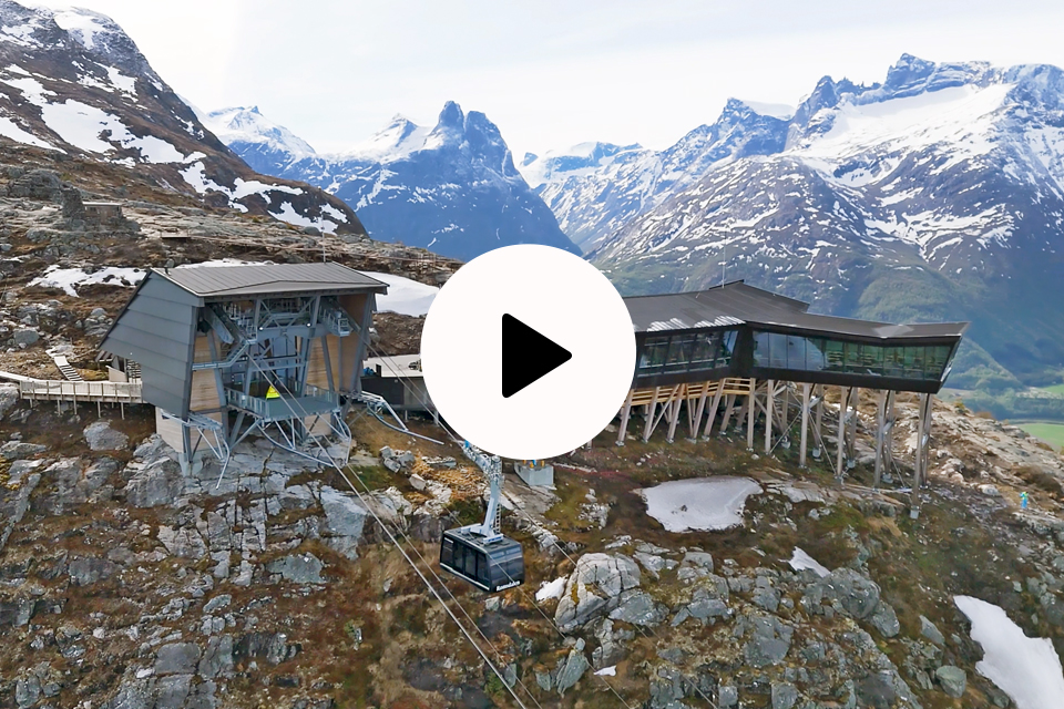 First gondola in the world cleaned by a drone